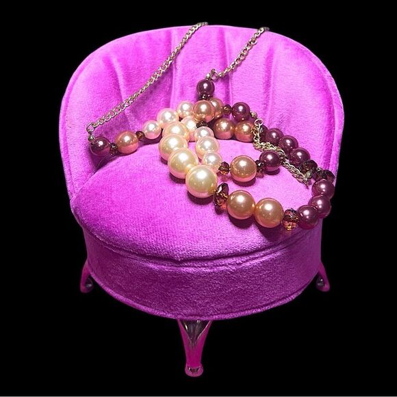 Multi Color Faux Pearl Gold Tone Long Necklace NWOT - Picture 2 of 4